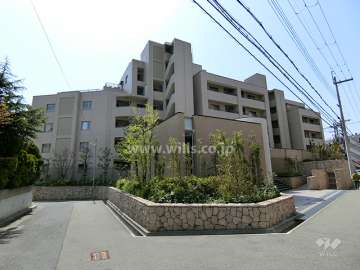 プラネスーペリア住吉本町の外観（北東側から）