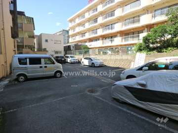 敷地内駐車場（屋外平面式）