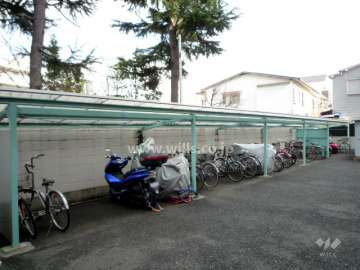 バイク置場、駐輪場