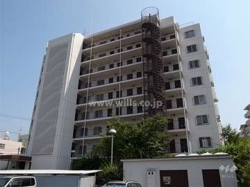 日商岩井第７緑地公園マンションの外観（北側から）