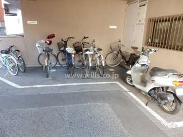 駐輪場