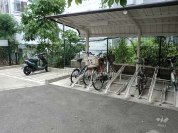 駐輪場、バイク置場