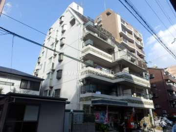 モンラヴィ甲南町の外観（南西側から）
