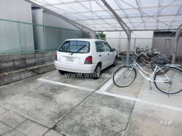 敷地内駐車場（屋外平面式）