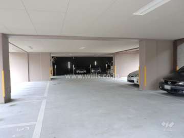 敷地内駐車場（屋内平面式）