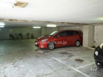 敷地内駐車場（屋外平面式）