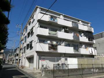 ルパレ魚崎の外観（南側から）