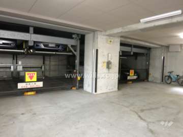 敷地内駐車場（屋内平面式）