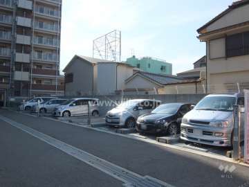 敷地内駐車場（屋外機械式）