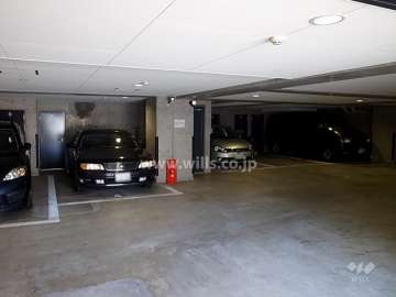 敷地内駐車場（屋内平面式）