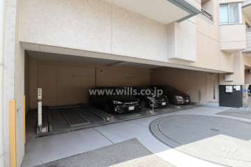 敷地内駐車場（屋内機械式）