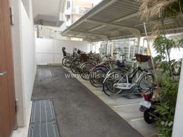 駐輪場、バイク置場