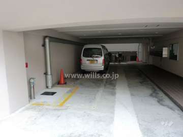 敷地内駐車場（屋内平面式）