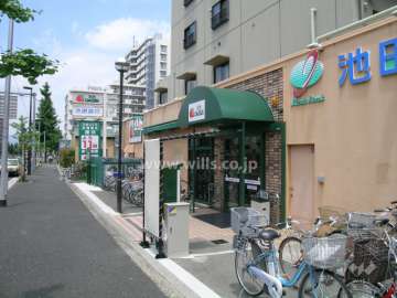 1階の店舗部分（西側）