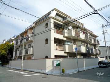 甲南オークス深江の外観（南西側から）