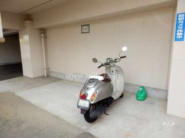 バイク置場
