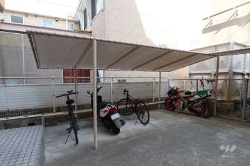 バイク置場