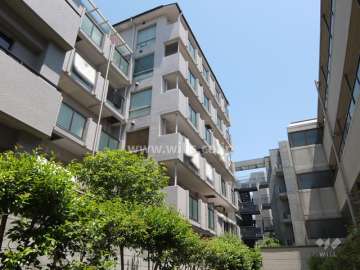 甲南ドエル本山の外観（南西側から）
