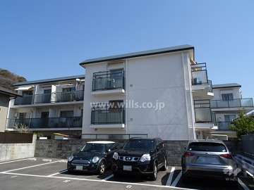 甲南岡本ハイムの外観（西側から）