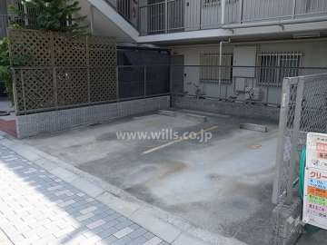 敷地内駐車場（屋外平面式）