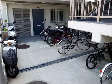 駐輪場、バイク置場