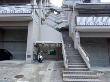 2号棟住戸入口