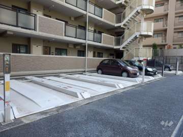 敷地内駐車場（屋外機械式）