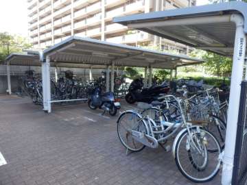 駐輪場、バイク置場