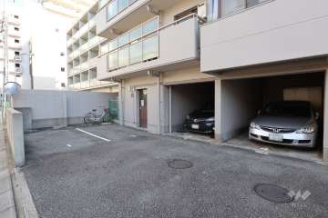 敷地内駐車場（屋内平面式・屋外平面式）