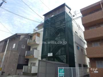 二ツ茶屋第1マンションの外観（北西側から）