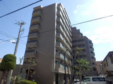 本山グランドハイツの外観（北西側から）