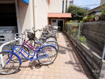 エントランスアプローチ
