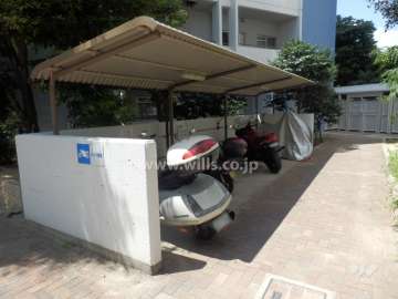 バイク置場