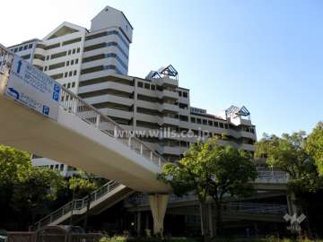 RICウエストコート4番街東棟1番館の外観（北東側から）