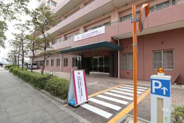 甲南介護老人保健施設エントランス
