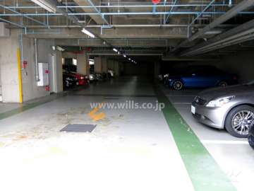 敷地内駐車場（屋内平面式）