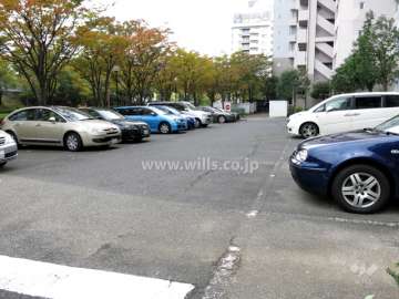 敷地内駐車場（屋外平面式）