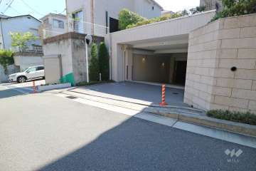 駐車場の出入口