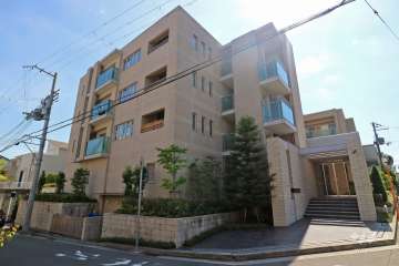 プラウド夙川松園町の外観（北東側から）