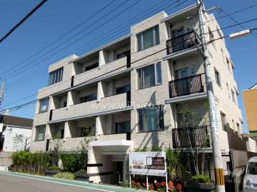 ベルヴィ芦屋の外観（南西側から）