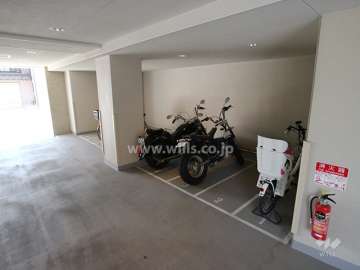 バイク置場