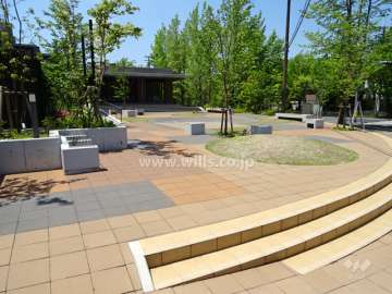 Ｂ棟北側の公園