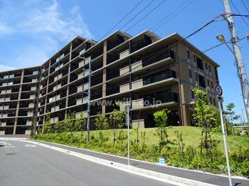 プレミスト北千里クラッシィJ棟の外観（南東側から）