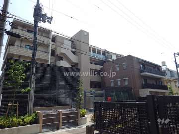 ワコーレアベニュー塚口の外観（北東側から）