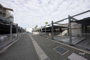 敷地内駐車場（屋外機械式）