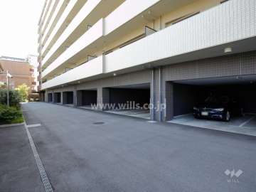 敷地内駐車場（屋内平面式）