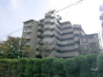 エバグリーングランド曽根Ａ棟の外観（北側から）