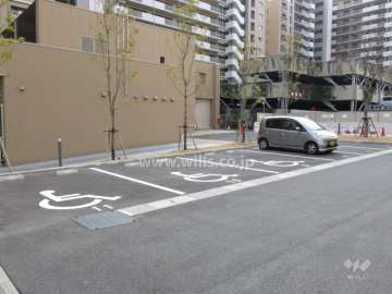 敷地内駐車場（屋外平面式）