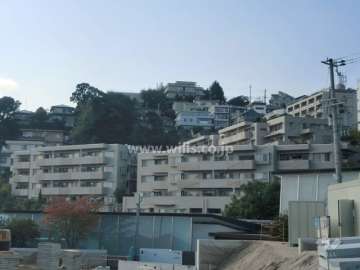 イトーピア御影山手坂西館の遠景
