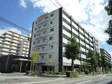 サンクタス甲南山手スティーロレジデンス（北西側から）
